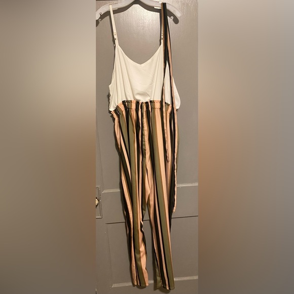 Romper with belt - Picture 3 of 4